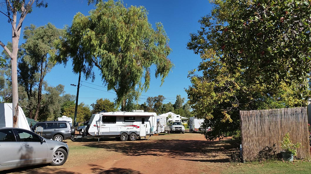 TAWK PARK Blackall Caravan Park